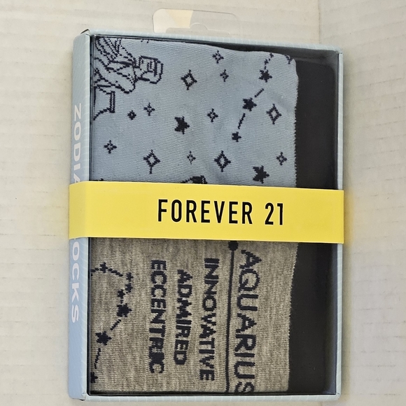 FOREVER 21 Zodiac Socks - Picture 3 of 6